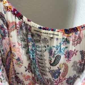 Floral Paisley pattern American eagle